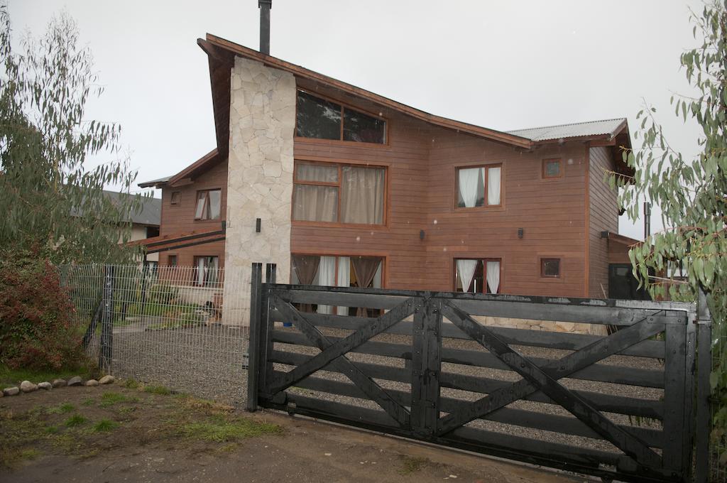 Apart Hotel Raices Patagonicas Dina Huapi Eksteriør billede