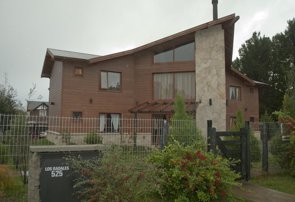 Apart Hotel Raices Patagonicas Dina Huapi Eksteriør billede
